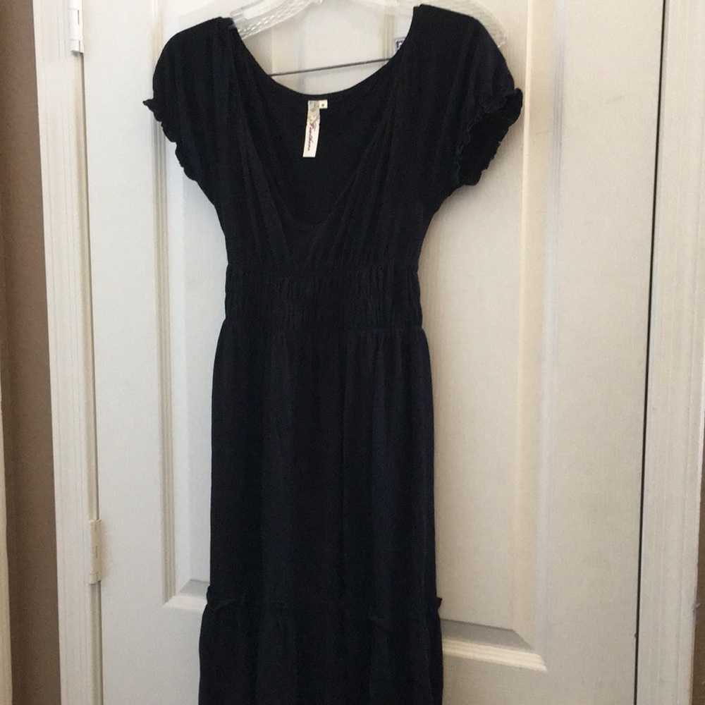 FINAL MARKDOWN Ladies feathers dress medium